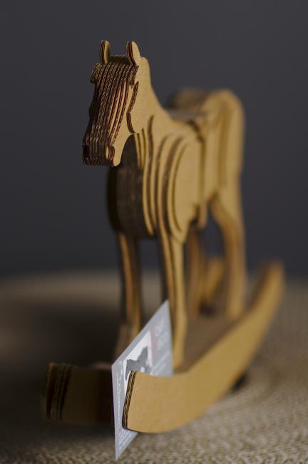 Cartonnages Pfahrer - Cheval à bascule